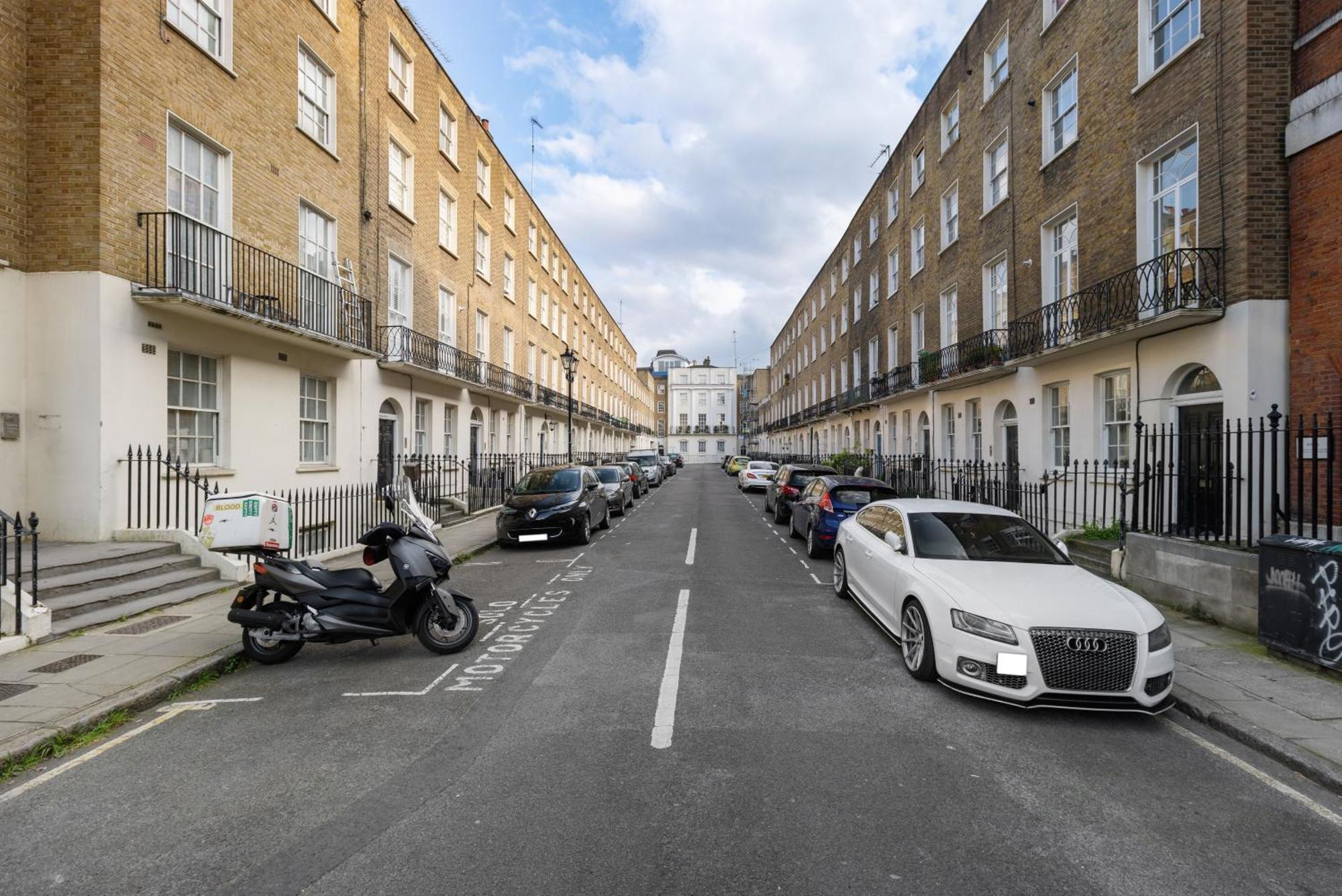 Russell Square Vintage - 2 Cozy Bed Home London Bagian luar foto